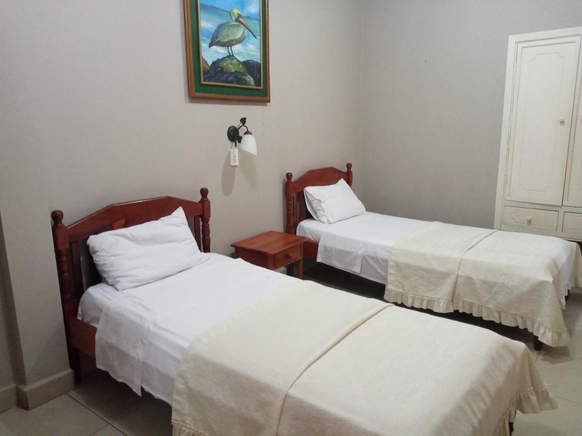 פורטו איורה Hotel Palmeras Galapagos מראה חיצוני תמונה