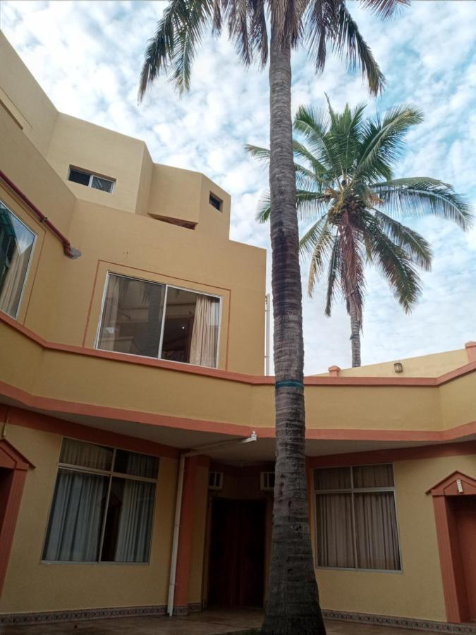 פורטו איורה Hotel Palmeras Galapagos מראה חיצוני תמונה