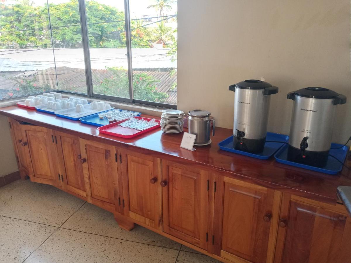 פורטו איורה Hotel Palmeras Galapagos מראה חיצוני תמונה