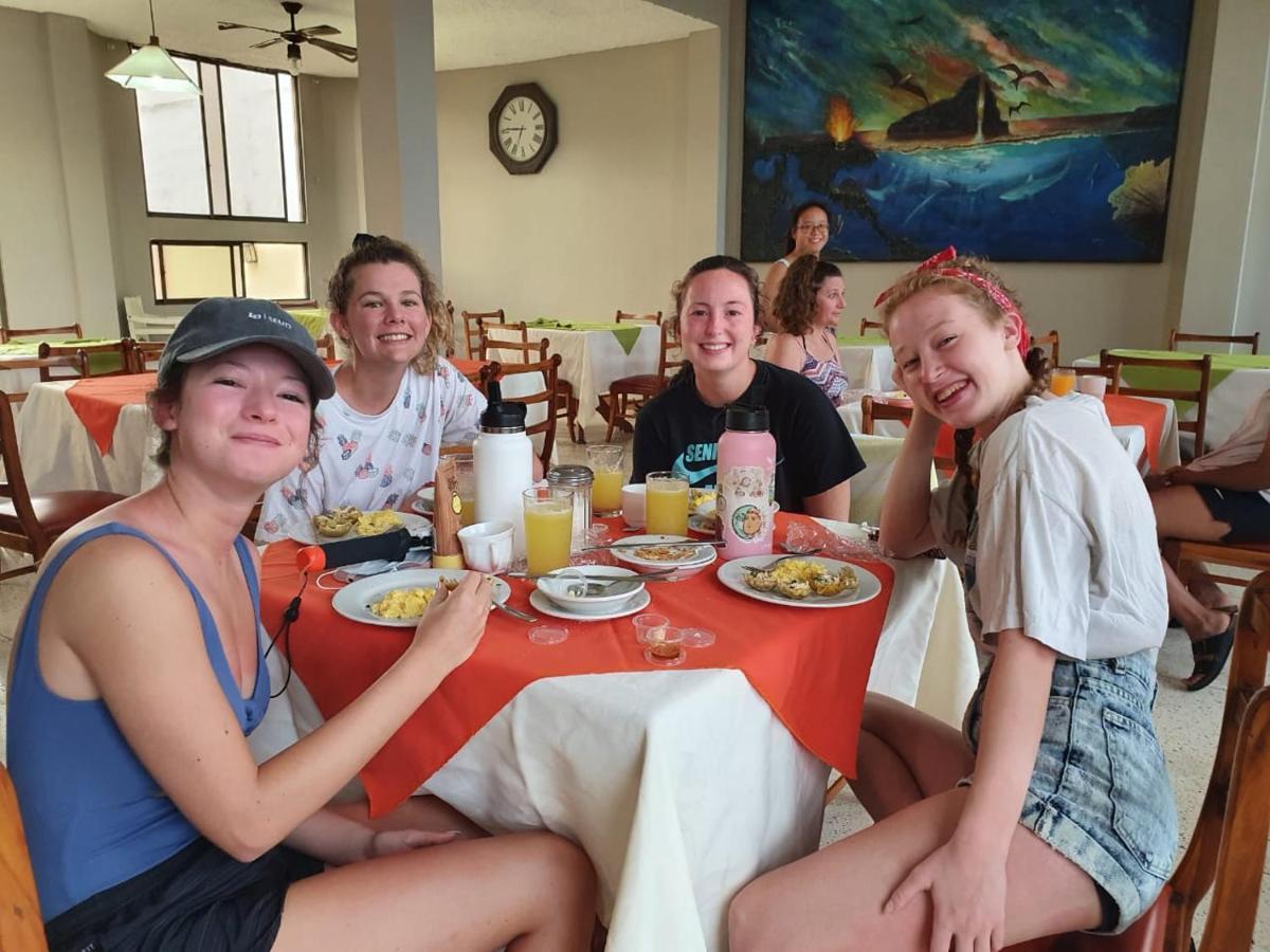 פורטו איורה Hotel Palmeras Galapagos מראה חיצוני תמונה