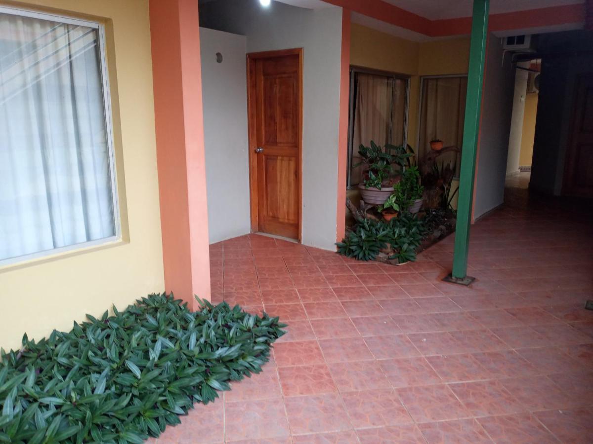 פורטו איורה Hotel Palmeras Galapagos מראה חיצוני תמונה